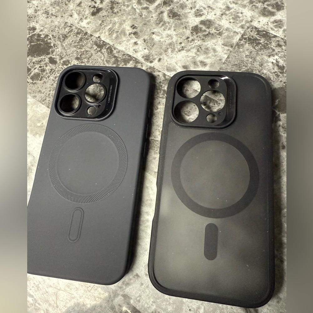 Two iPhone 16 Pro Cases with MagSafe Black